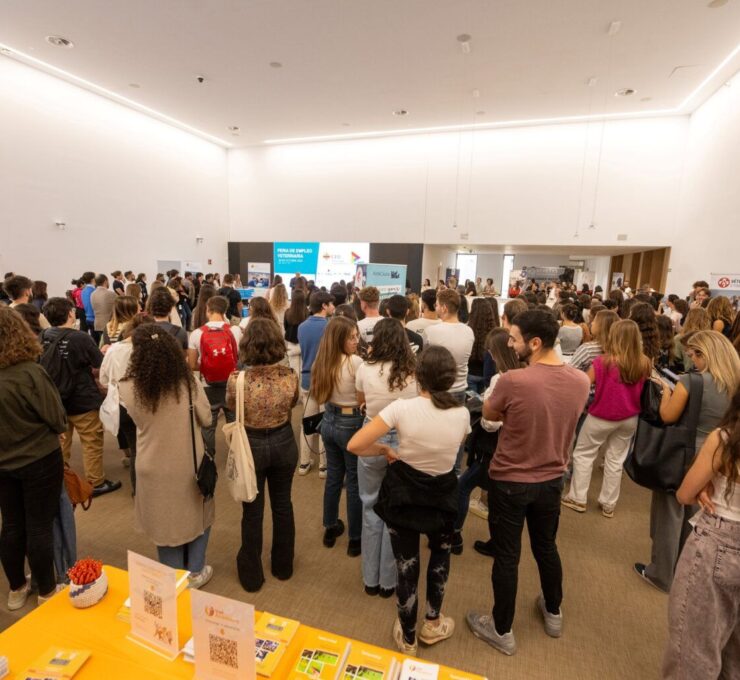 MiVet apuesta por el talento joven en la Feria de Empleo Veterinario